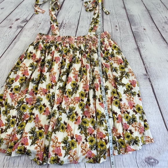 Free The Roses Midsummer Rendezvous Romper NWT Pink Cream Yellow Floral Size XS - Picture 3 of 9